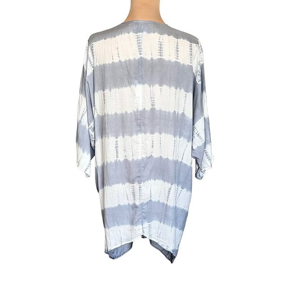 NWT Romeo & Juliet Beach Kimono Cover-Up Sz. L White Grey Vacation Cabana Boho - Picture 3 of 10